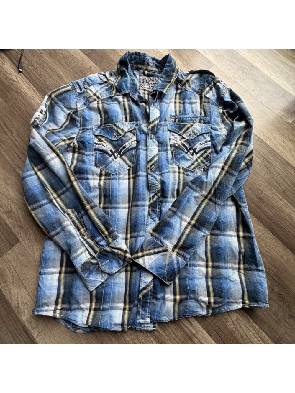 Y2k Affliction Mens 2XL Plaid Long Sleeve Button-Up Shirt With Embroidered Skull